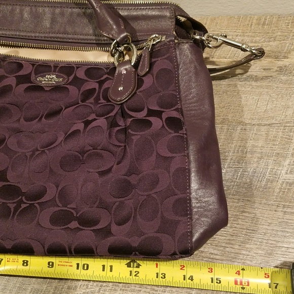Coach Colette Signature Large Carryall Han… - Picture 8 of 14